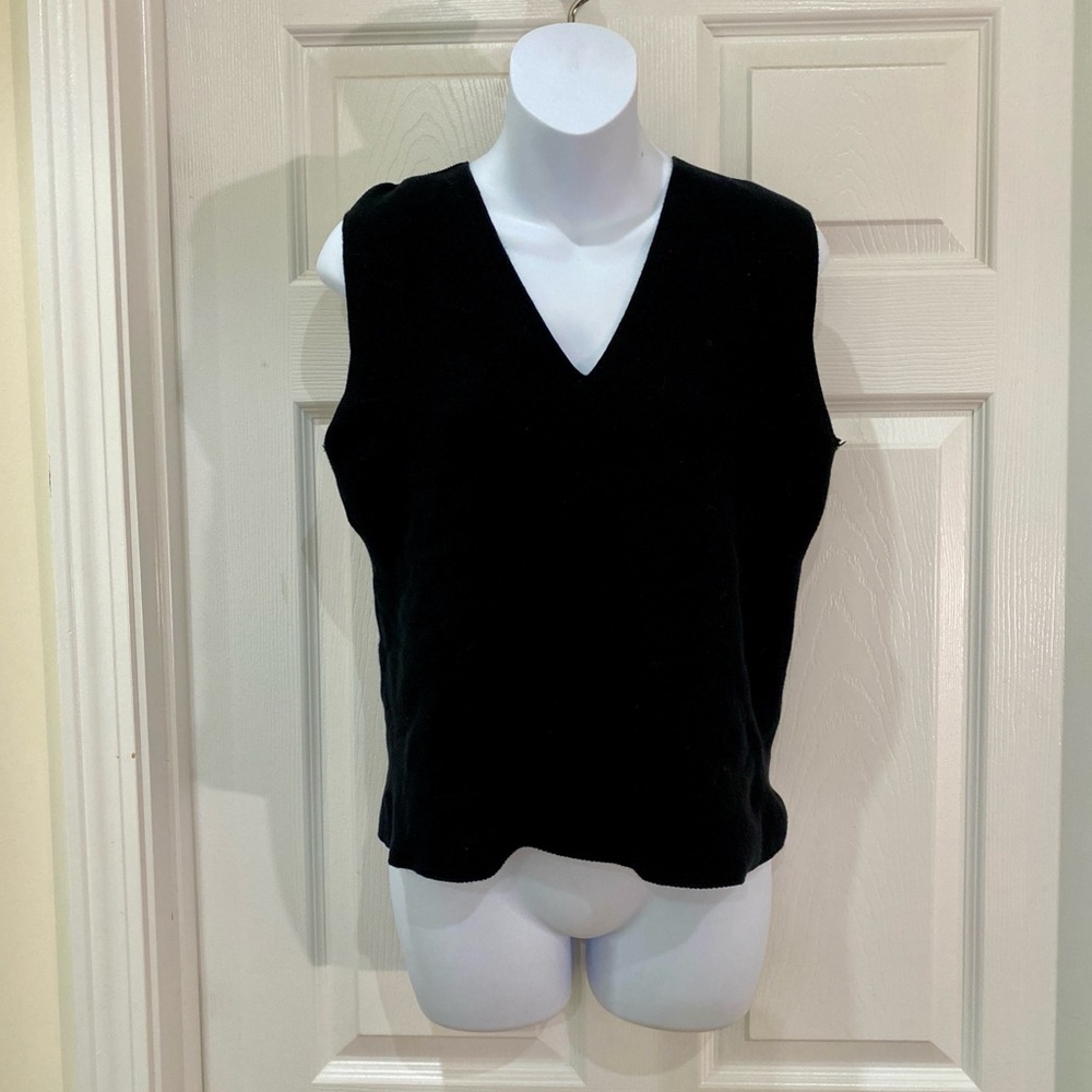 Banana Republic Black Sleeveless Knit Top | XL